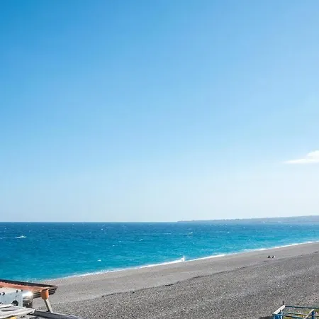 Ahm7nani Szálloda *